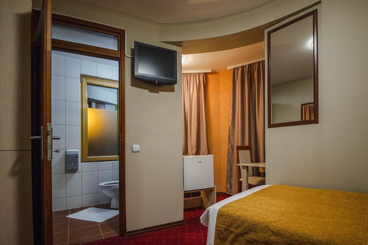 Hotel Bell Leskovac  Exteriér fotografie